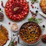 Tarte aux fruits avec les différents fruits de saison